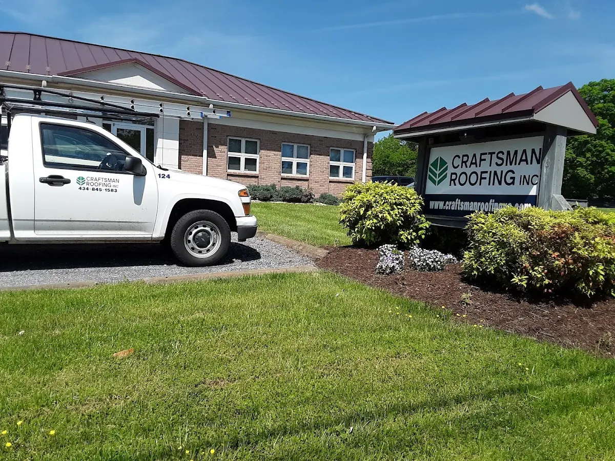 Quality Ice Dam Removal by experienced craftsmen in Sumneytown