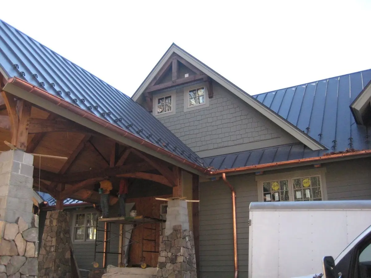 Craftsman Roofing team delivering quality roofing work in Sumneytown